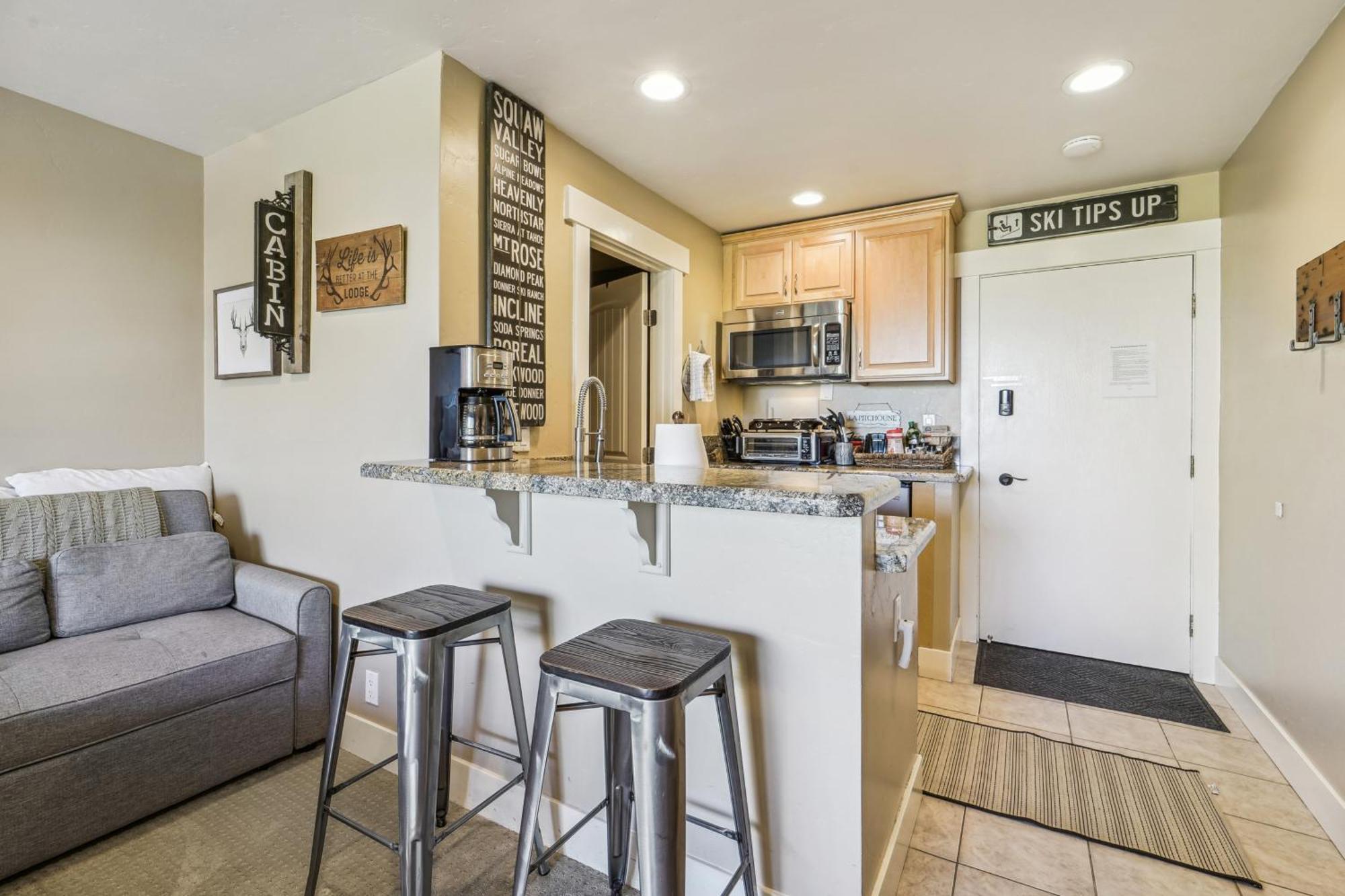 Truckee Studio With Balcony And On-Site Skiing! 외부 사진