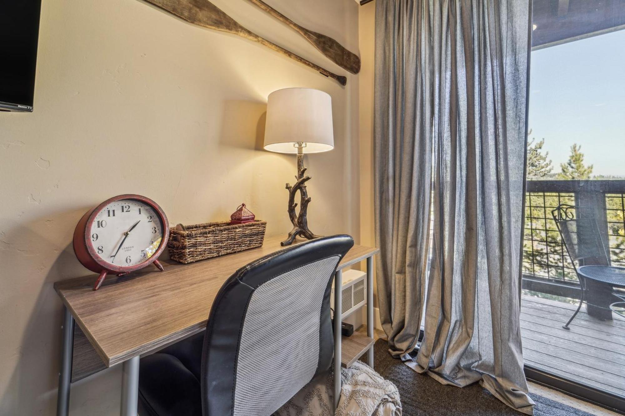 Truckee Studio With Balcony And On-Site Skiing! 외부 사진