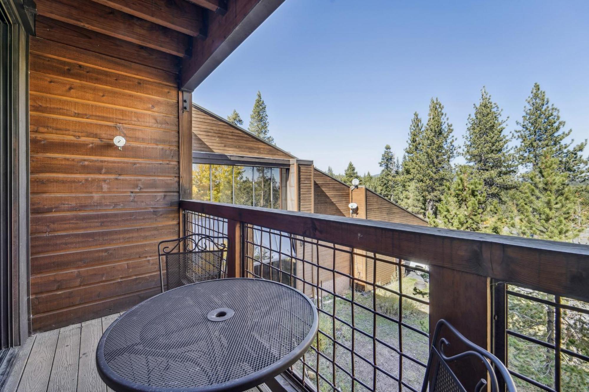 Truckee Studio With Balcony And On-Site Skiing! 외부 사진