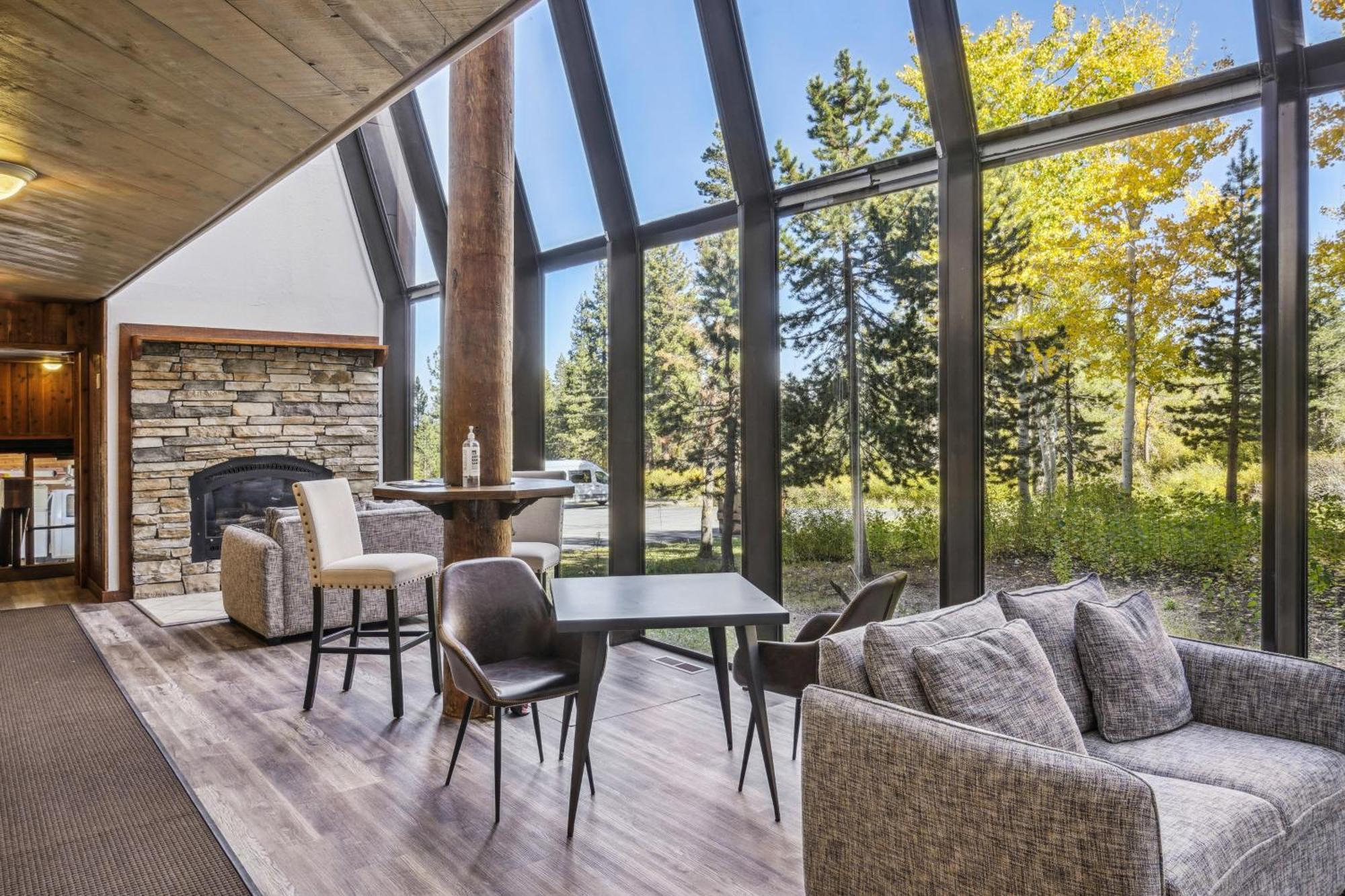 Truckee Studio With Balcony And On-Site Skiing! 외부 사진